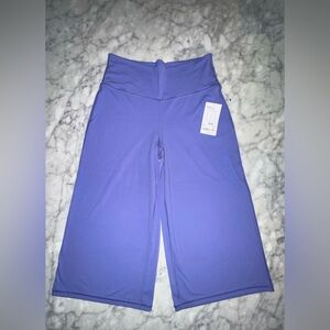 Athleta women’s 3/4 hambre large elation leggings